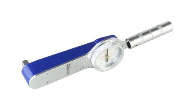 action screws torque
